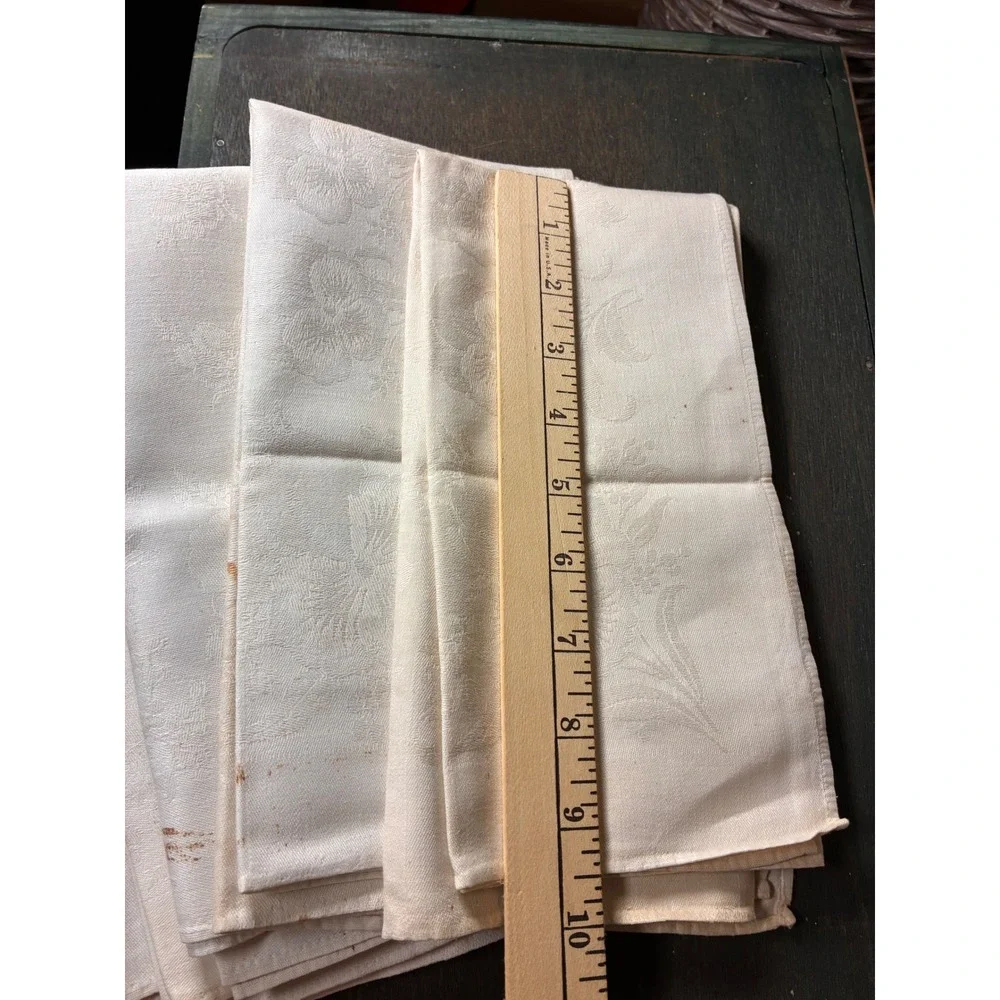 Unbranded vintage white